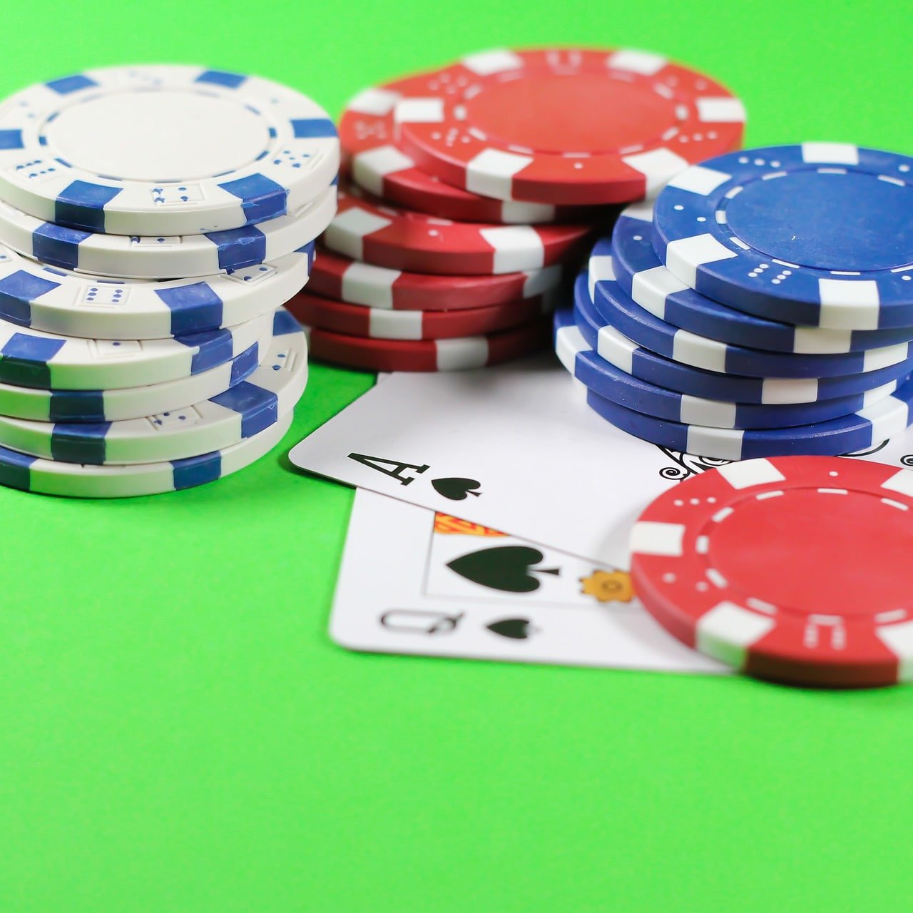 casinmcw-এর স্বচ্ছ নেভিগেশন ও পরিষ্কার ইন্টারফেস তুলনামূলক দৃশ্য